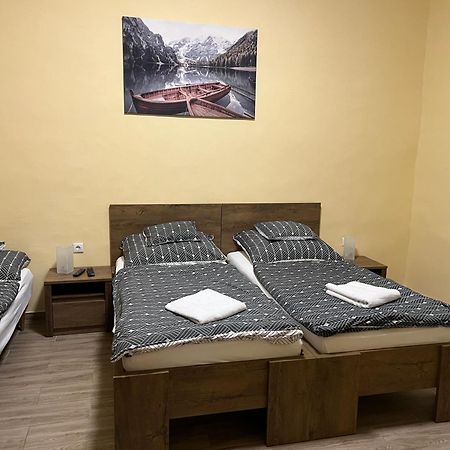 Helga Apartman Makó Eksteriør billede