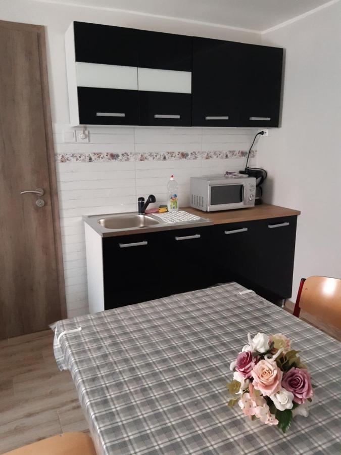 Helga Apartman Makó Eksteriør billede