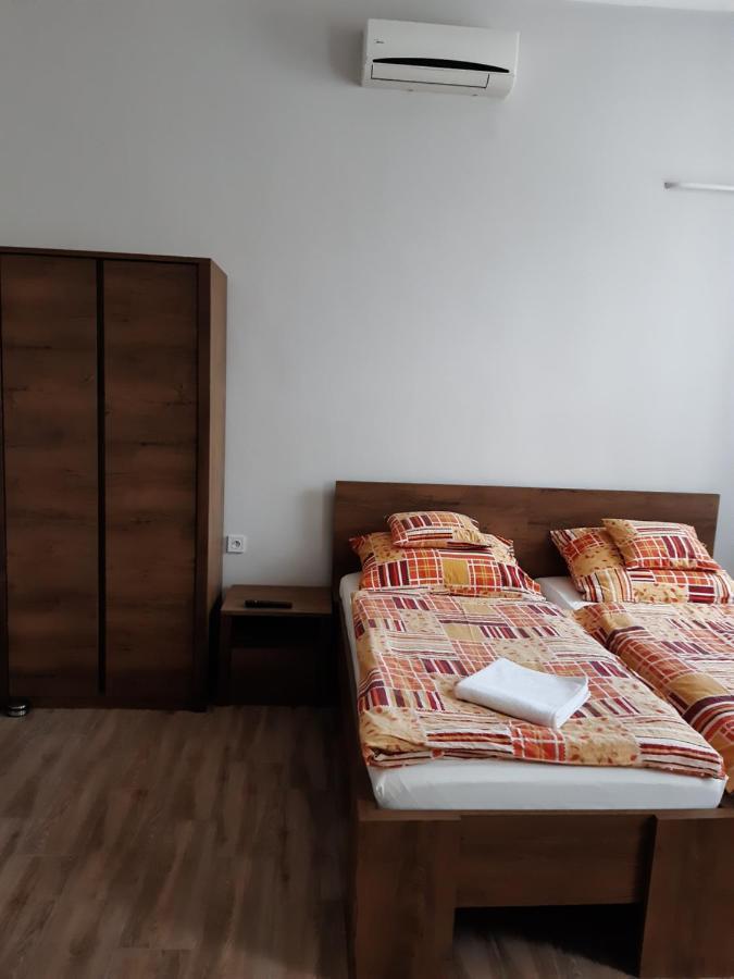 Helga Apartman Makó Eksteriør billede